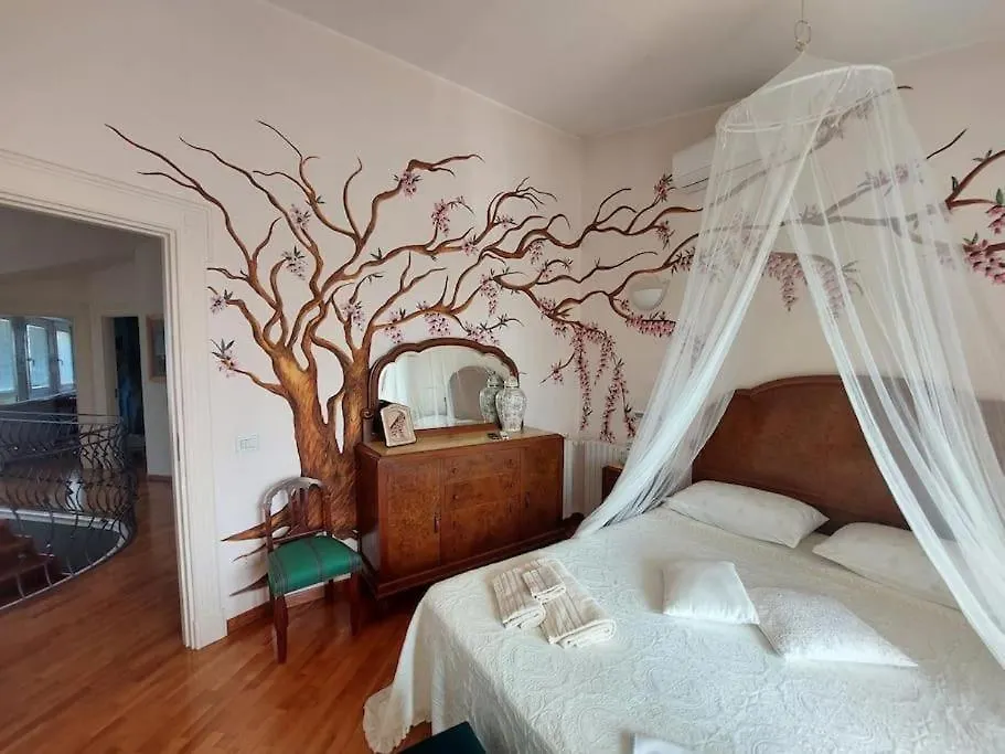 Villa Degli Artisti Marsala 0*,  Italien